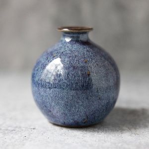 Blue pottery bud vase signed Lori Cole Marietta Georgia artist handmade glazed